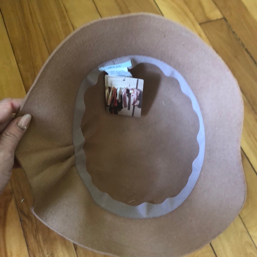 Tan Kimchi Blue Wool Felt Hat - Picture 4 of 7